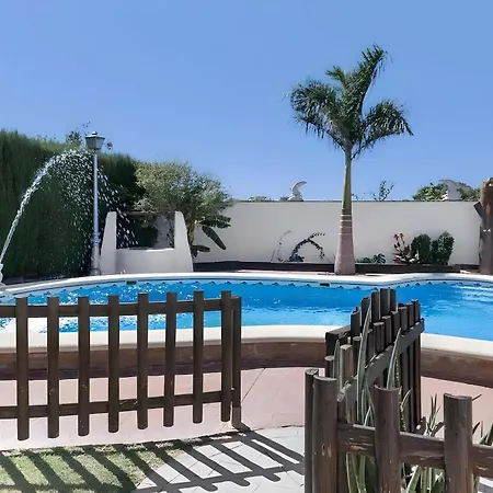 Casa El Pilaito Con Piscina Compartida Cerca De La Playa Casa de Férias Conil De La Frontera