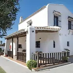 펜션 Casa El Pilaito Con Piscina Compartida Cerca De La Playa 콘일데라프론테라