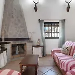 펜션 Casa El Pilaito Con Piscina Compartida Cerca De La Playa 콘일데라프론테라