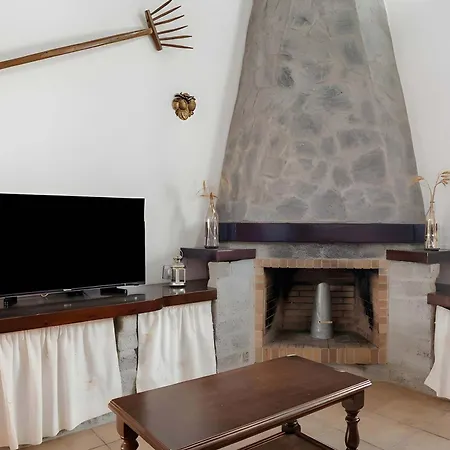 Сasa de vacaciones Casa El Pilaito Con Piscina Compartida Cerca De La Playa