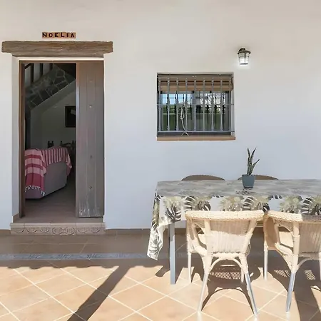 בית נופש Casa El Pilaito Con Piscina Compartida Cerca De La Playa *